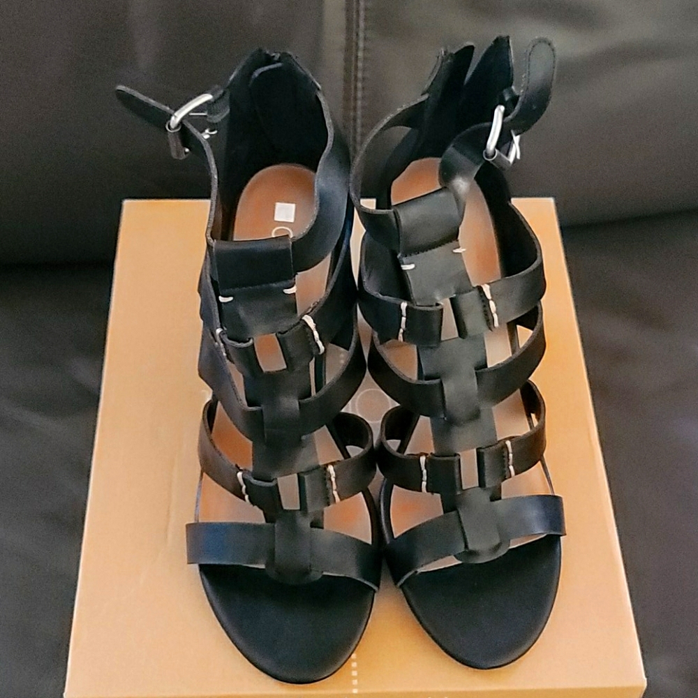 🆕️ Dolcetta shoes
